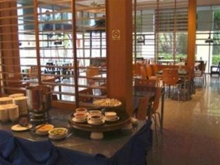 Phranakhon Grand View Hotel Банкок Екстериор снимка